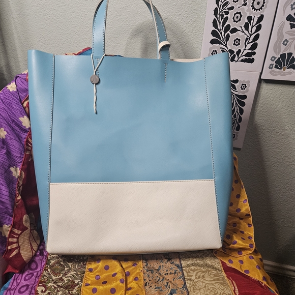 Alberta Di Canio Handbags - Italian Leathwe Blue and White Tote Bag NWT W. Call Outs, See Pics